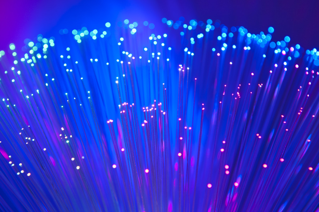 特大单买入3.33亿元