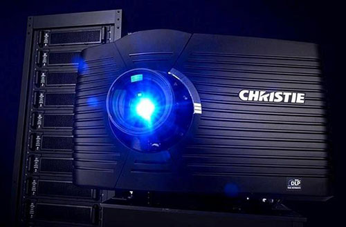 以NVIDIA为核心的封闭垂直整合阵营