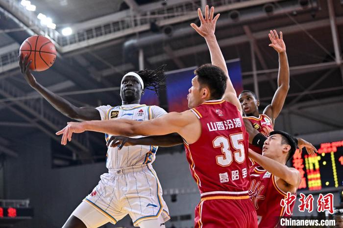 山西汾酒男篮106-101击败北京北汽 终结对手六连胜