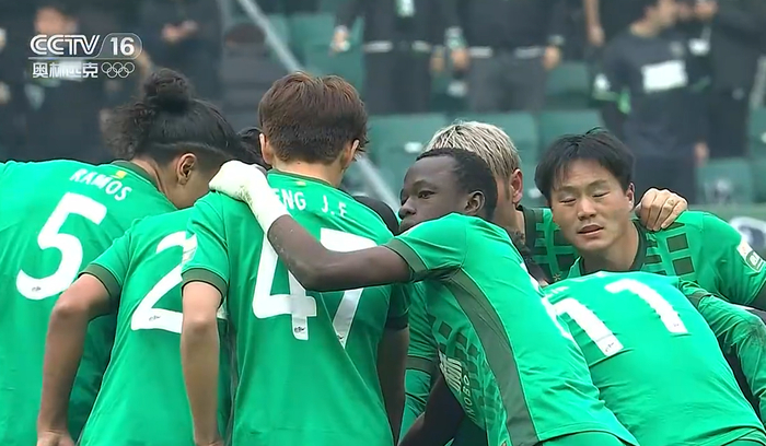 京沪大战1-1平局，国安申花处罚扣分仍陷积分榜