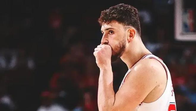 火箭惨败马刺120-145 阿门杜兰特难救主 球队配合